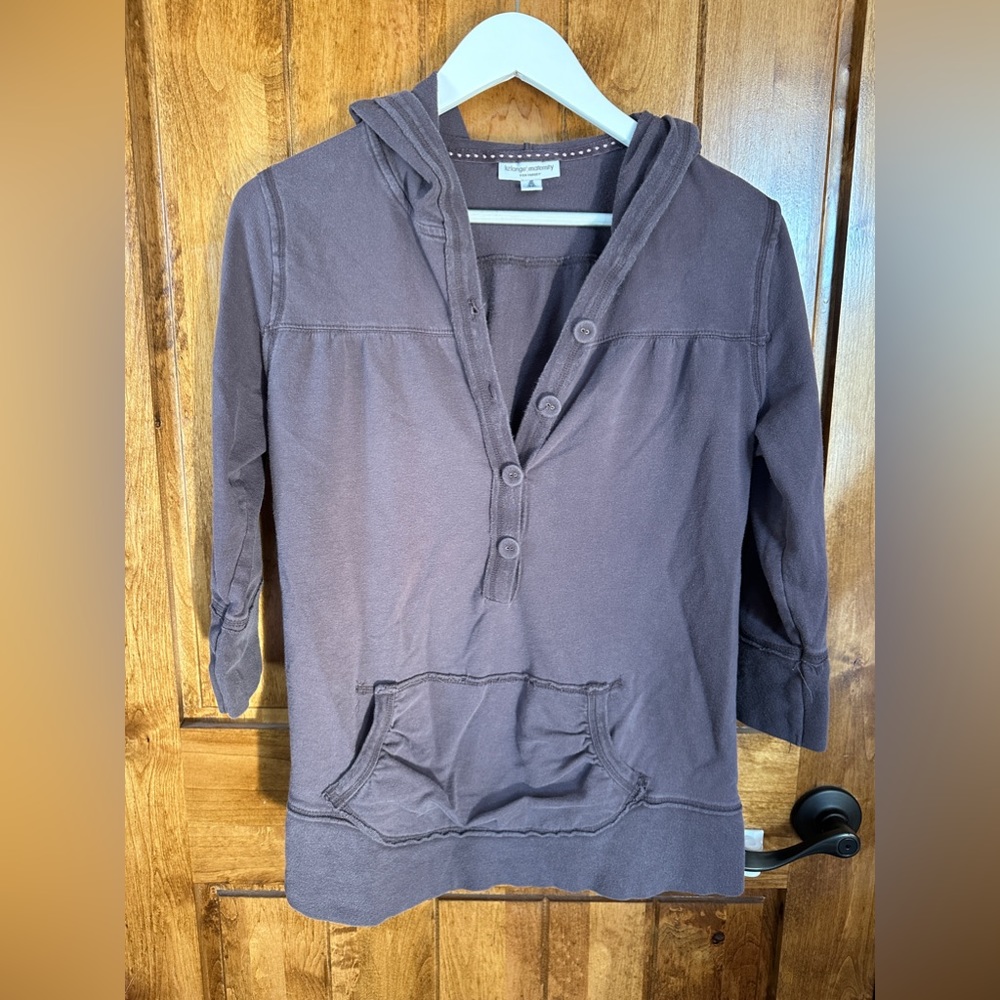 Maternity sweater. Size medium.